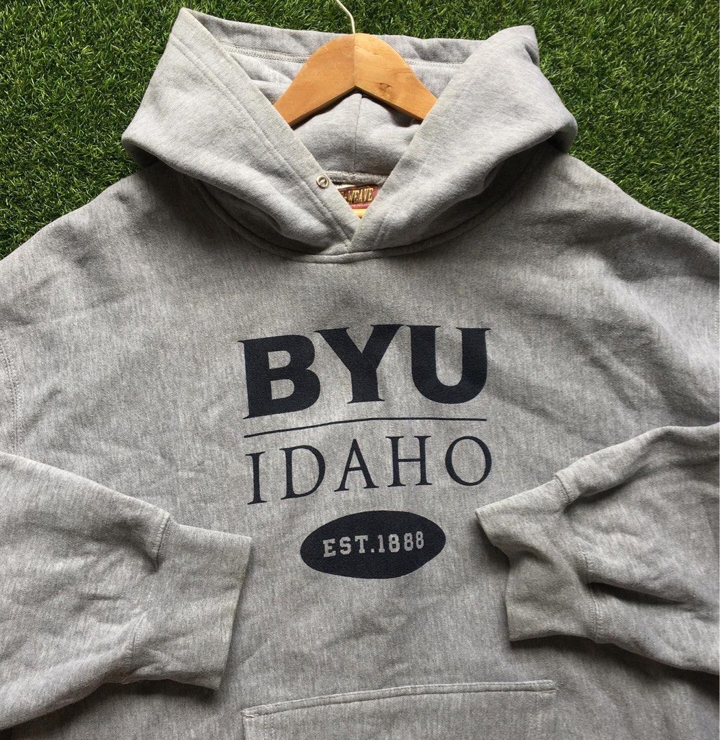 Vintage BYU Idaho Pro Weave Hoodie, Men's Fashion, Activewear on Carousell
