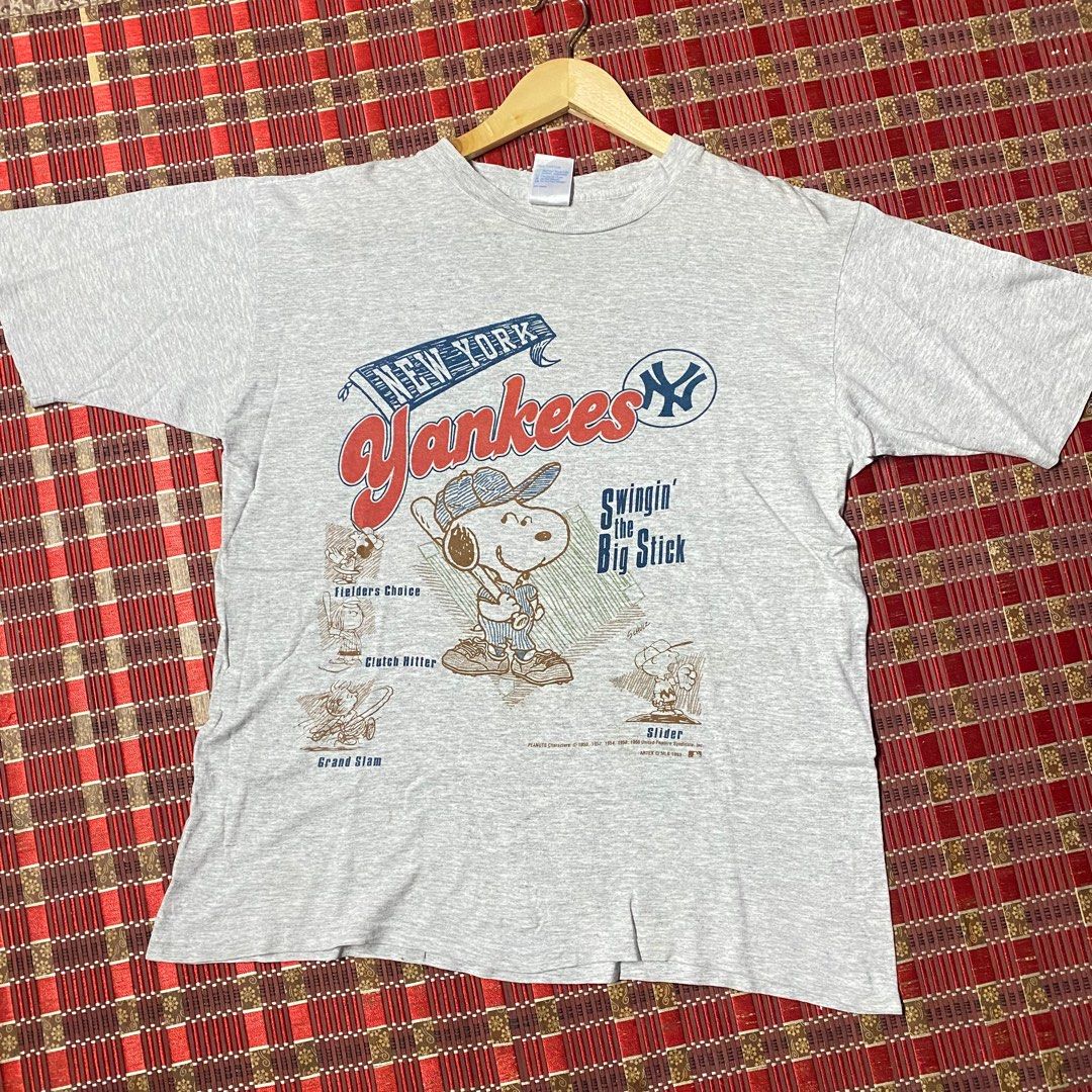 Vintage LA Dodgers X Snoopy Tshirt, Men's Fashion, Tops & Sets, Tshirts &  Polo Shirts on Carousell