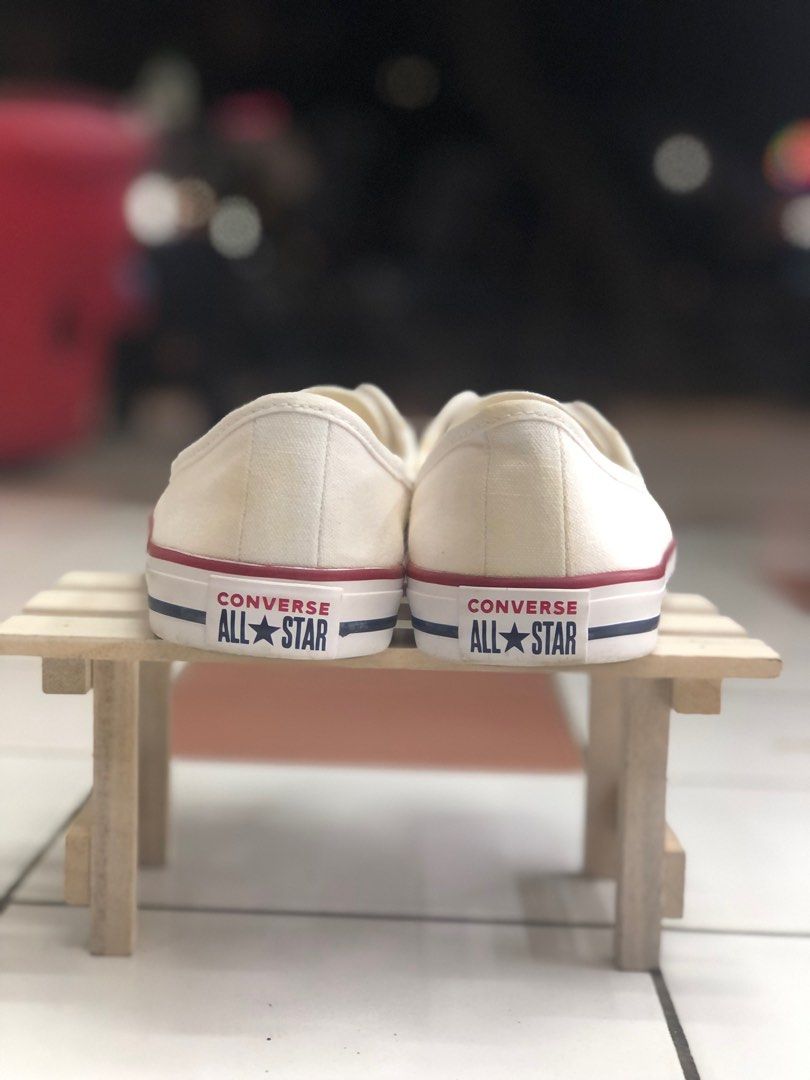 Chuck taylor all star dainty hotsell ballet lace slip white