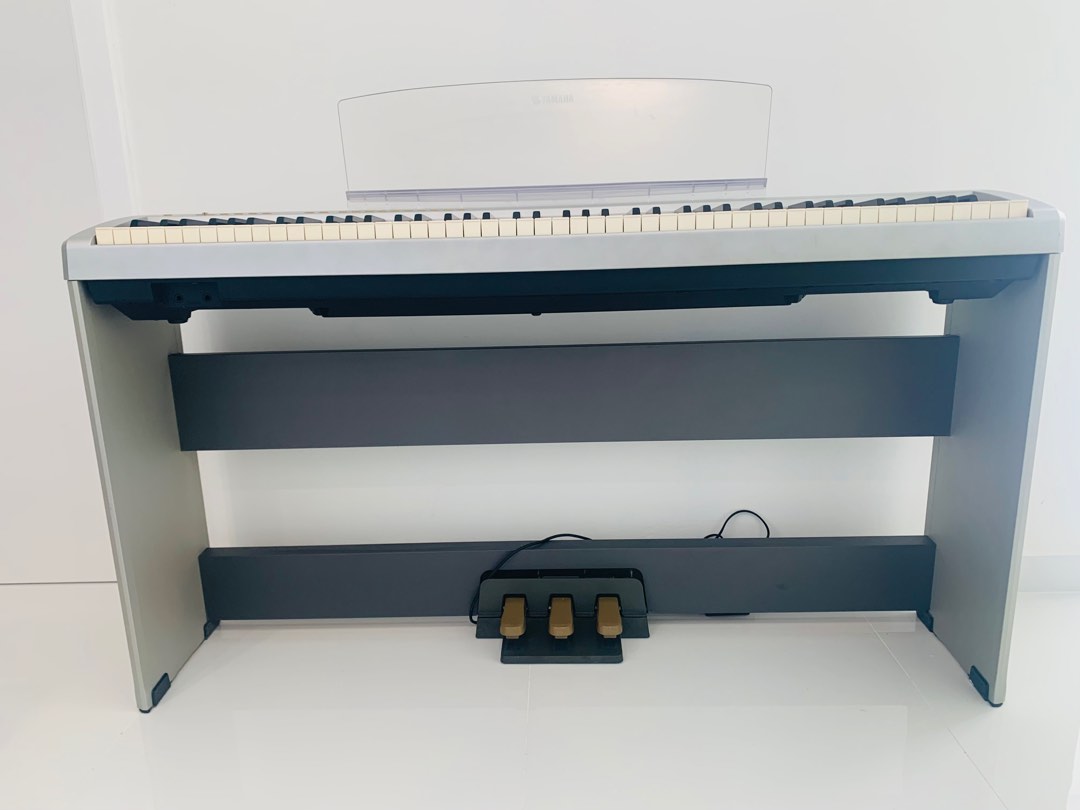 Yamaha Digital Piano P85, Hobbies & Toys, Music & Media, Musical