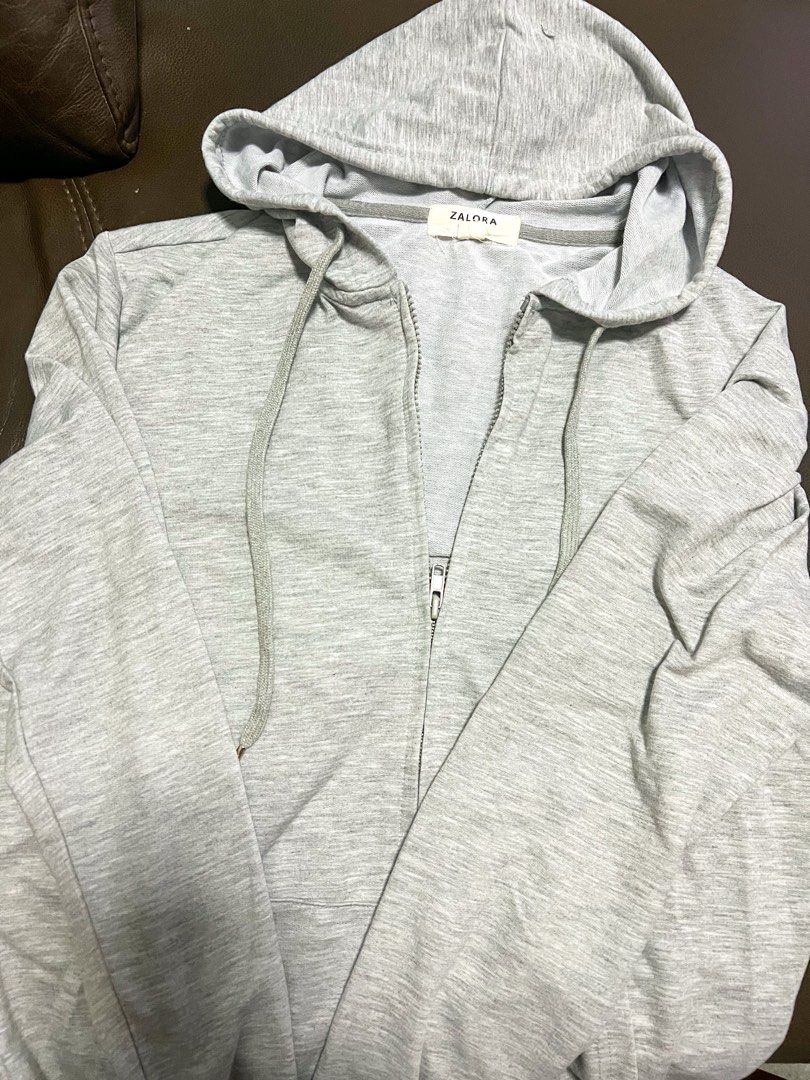 Zalora Light Grey Hoodie, Men's Fashion, Coats, Jackets and Outerwear on  Carousell