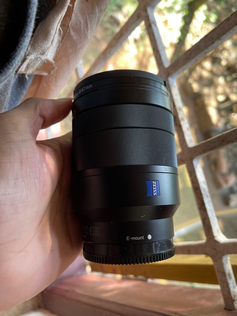Zeiss 24-70 F4, Photography, Lens & Kits on Carousell