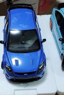 1:18 minichamps ford focus rs 2010