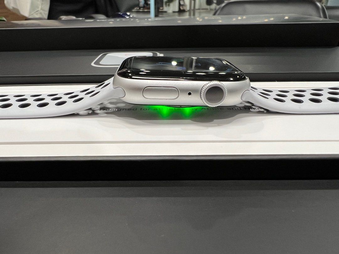Apple watch on sale 4 nike prisjakt