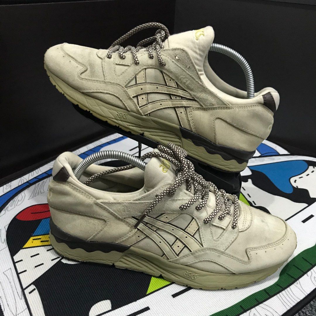 Asics winter shoes top