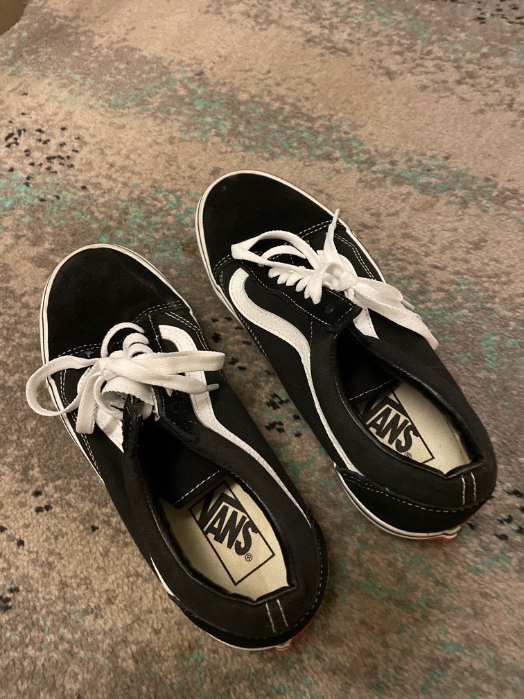 Athletic vans online old skool