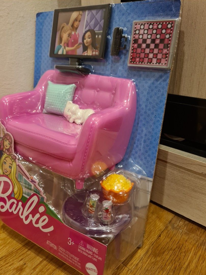 Barbie indoor furniture living room set top with kitten
