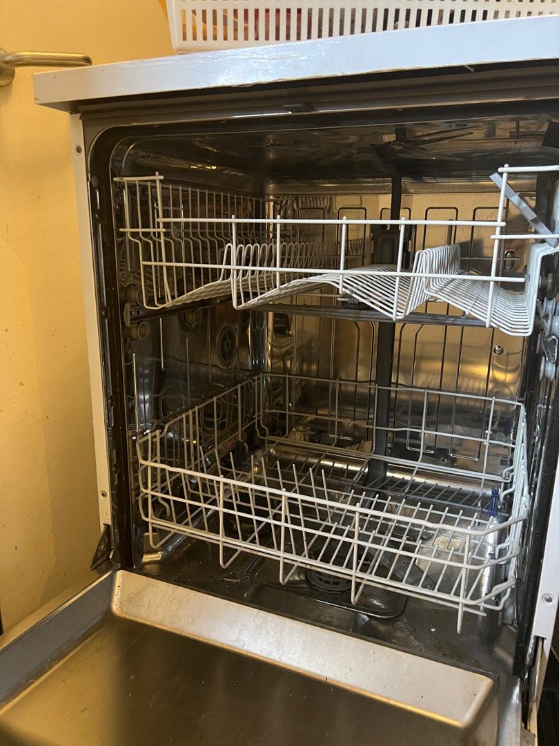 Beko Dishwasher with washing tablets, TV & Home Appliances, Kitchen