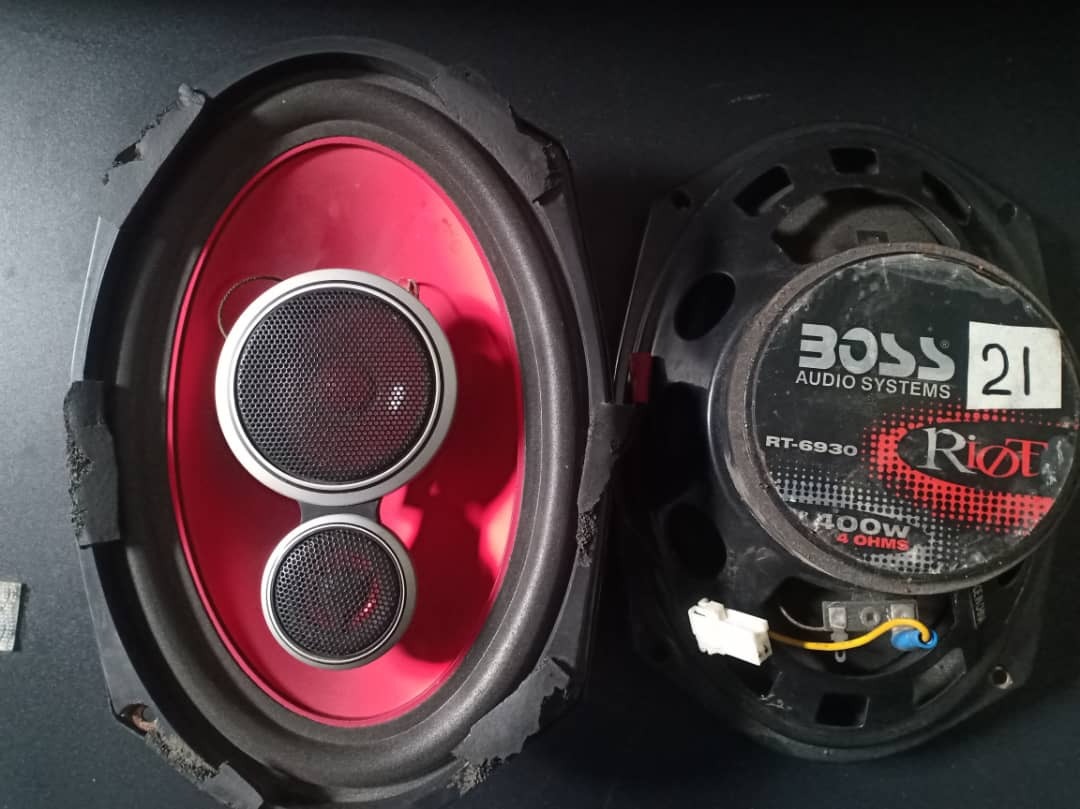 Boss Car Speaker Set, Audio, Soundbars, Speakers & Amplifiers on Carousell