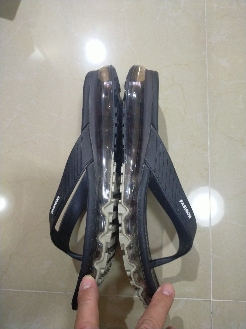 Brand new air cushion slippers Men s Fashion Footwear Flipflops