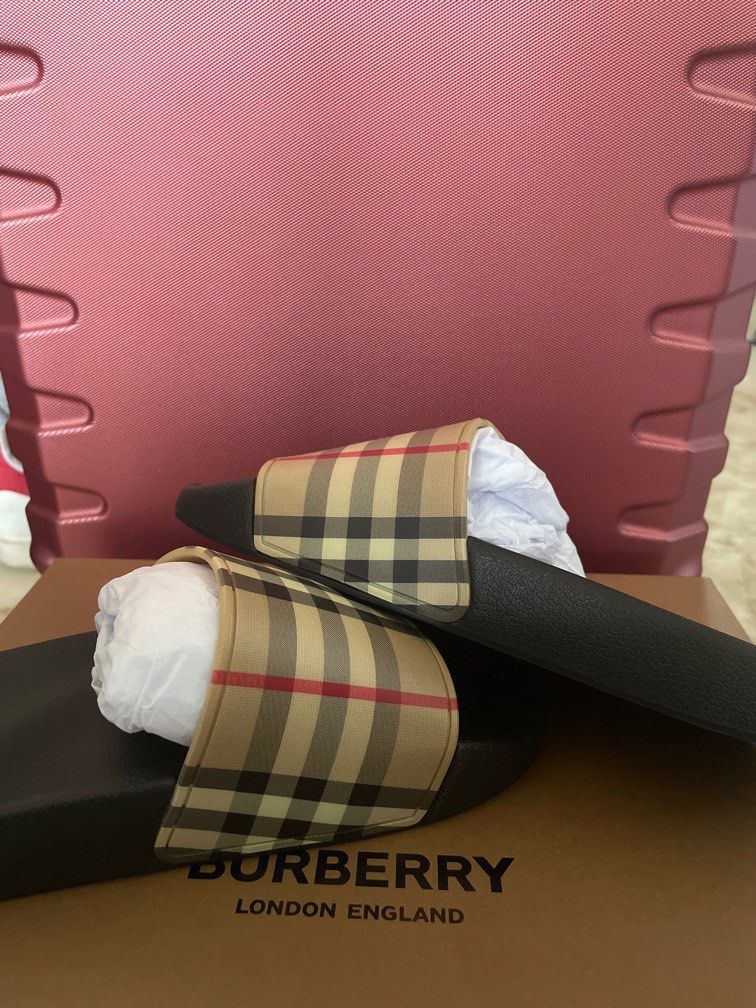 Burberry slides, Women's Fashion, Footwear, Flipflops and Slides on  Carousell