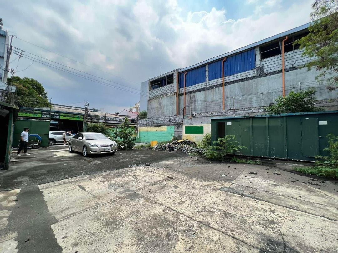 **buyer only** Makati Commercial Lot Brgy. San Isidro, Makati City