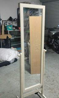 (Category: ) located in . Submitted by adliramly (Listing ID 1204722791, Image 1). Description: .