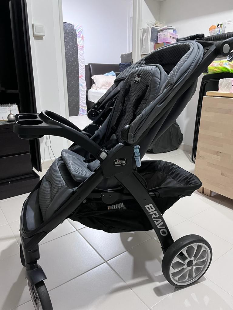 Chicco Bravo LE Stroller, Babies & Kids, Going Out, Strollers on Carousell