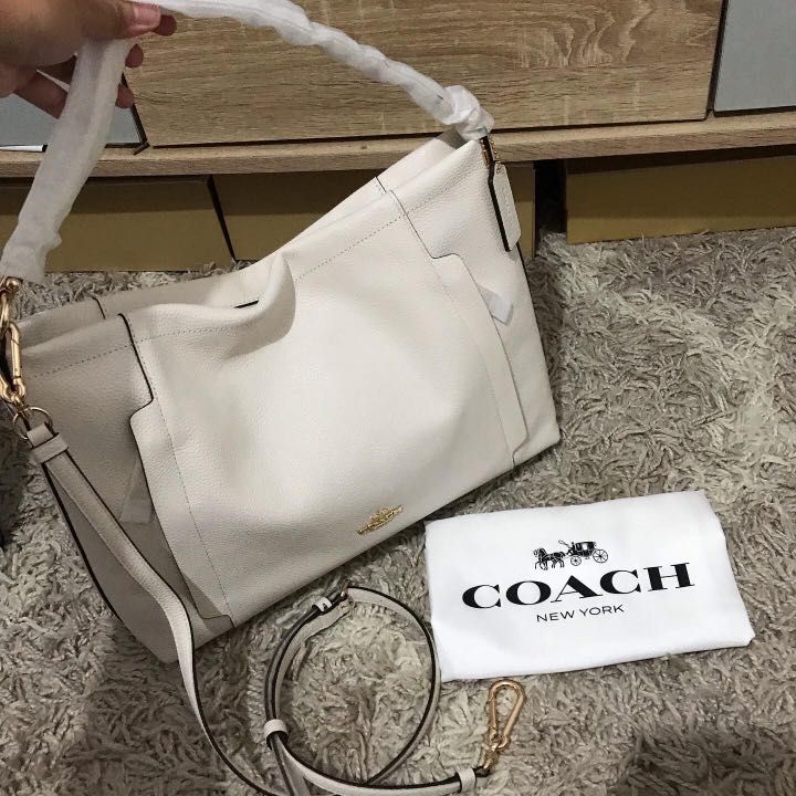Coach scout hobo *retail, Women's Fashion, Bags & Wallets, Shoulder Bags on  Carousell
