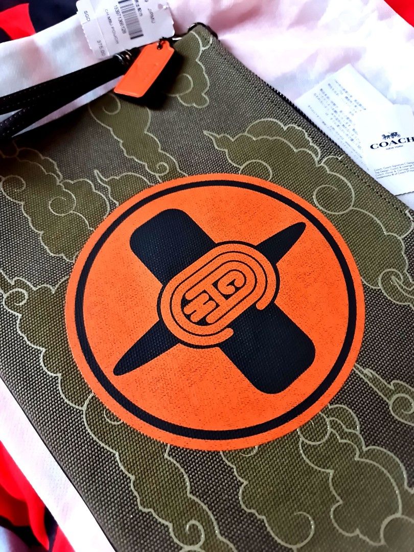 Coach x Naruto Limited Edition Kaki Green Clutch/Pouch Bag., Luxury