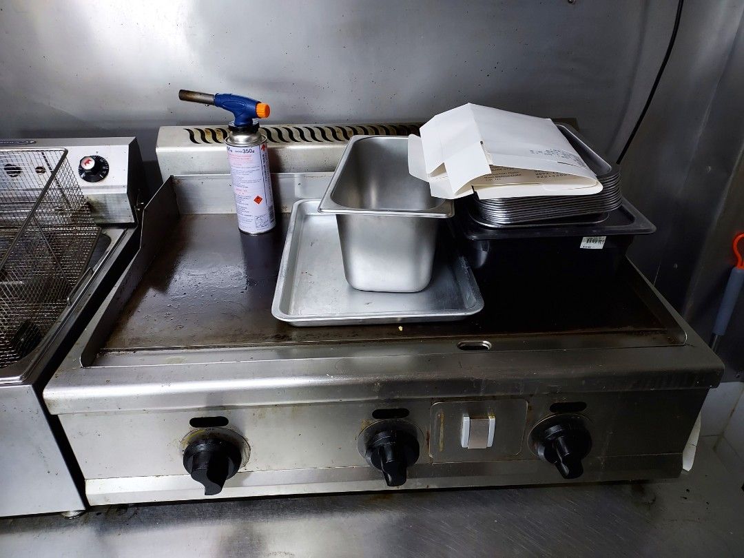 gas burner with hot plate
