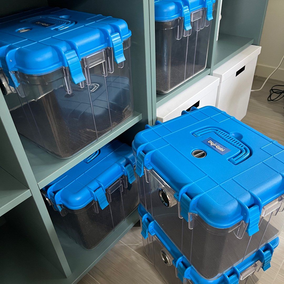 DigiCabi Dry Box DB022 (22L) with Digital Hygrometer, Photography