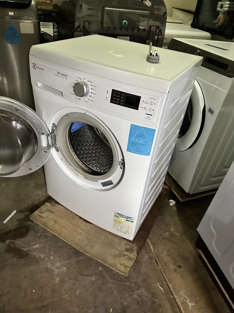 ELECTROLUX 7KG FrontLoader Washing Machine EWP10742, TV & Home