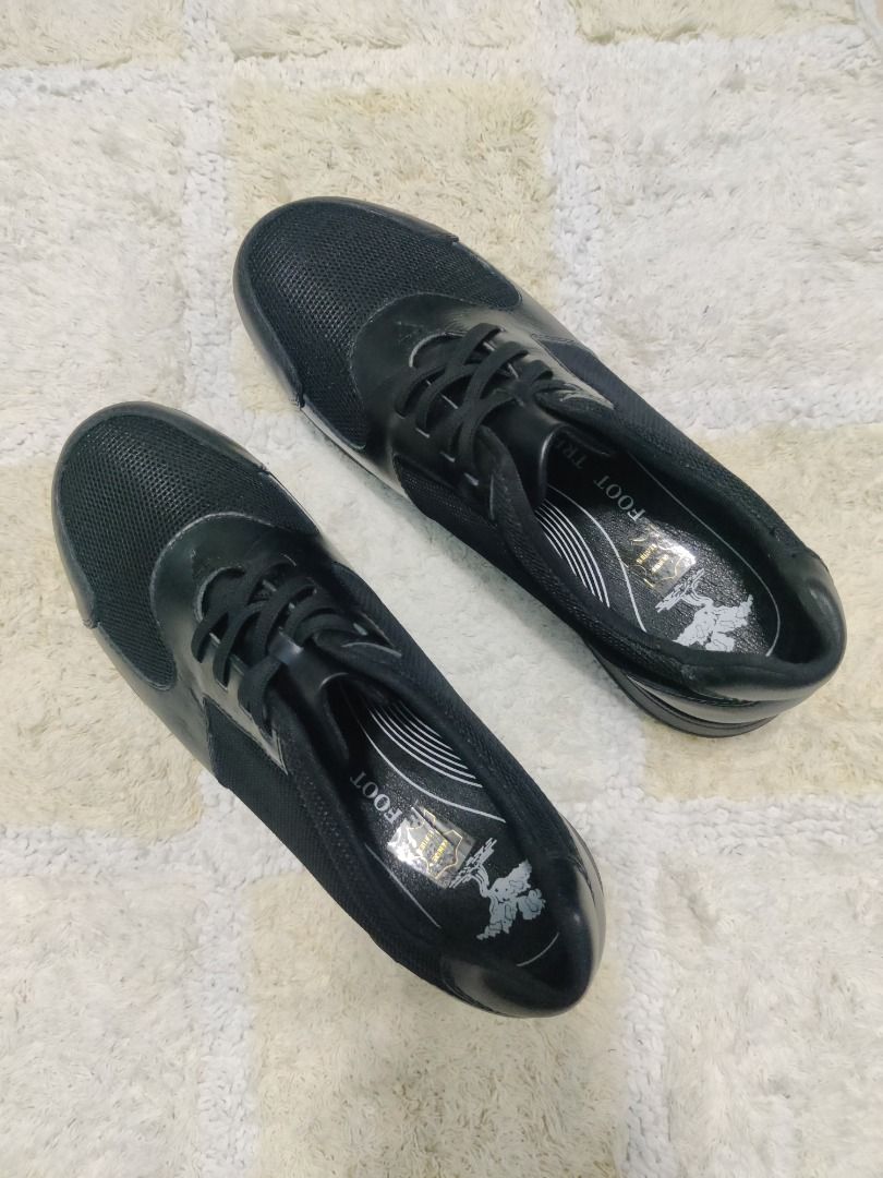 All black comfort shoes store