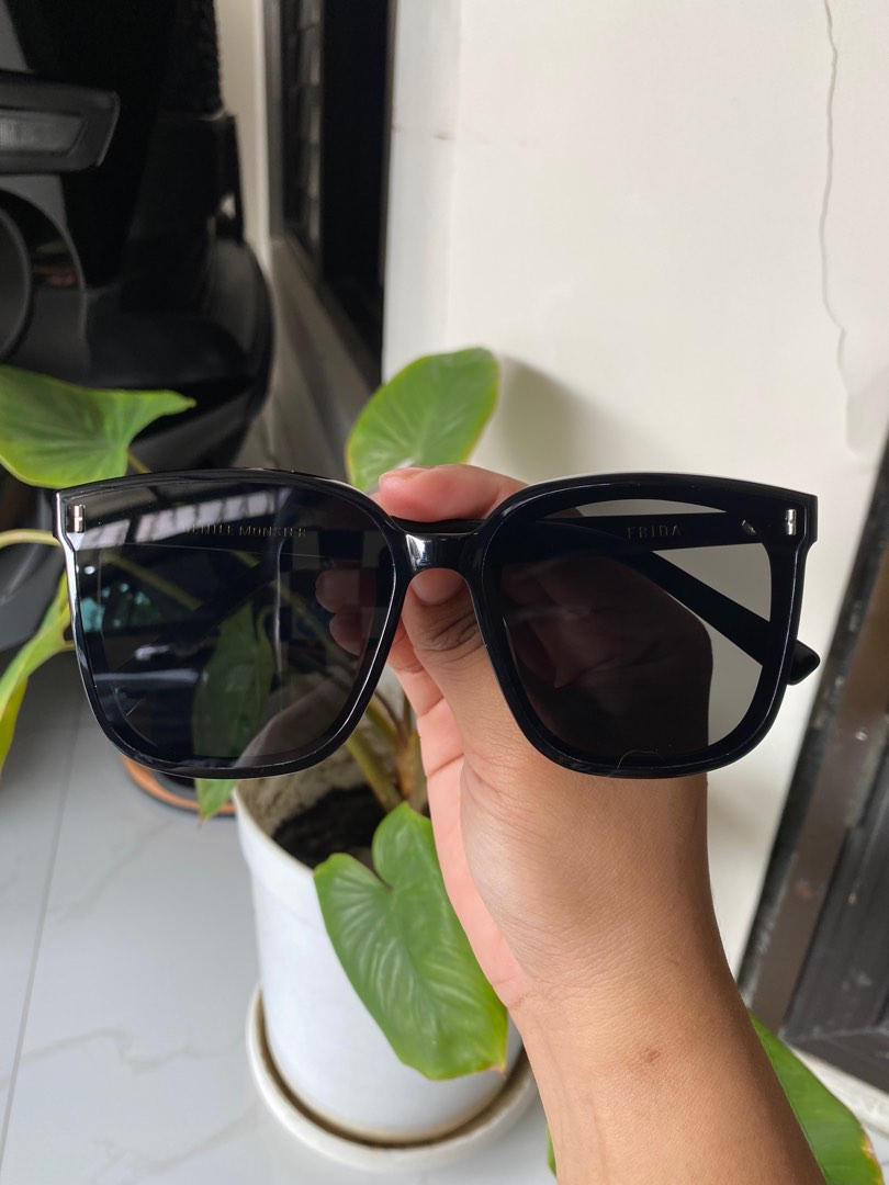 Gentle Monster Frida Kacamata Hitam Sunglasses Wanita not Fossil Kate