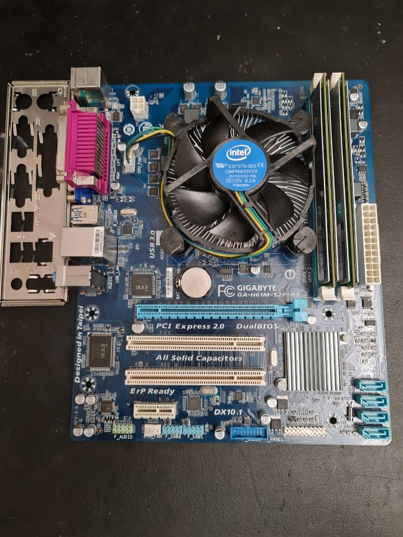 Gigabyte GA H61M S2P P3 Motherboard i7 2600 8GB RAM