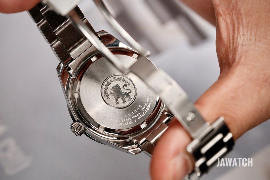 Grand Seiko SBGA099, Men's Fashion, Watches & Accessories, Watches on  Carousell