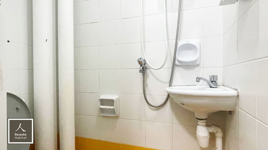 Helper's Room for Rent at Queenstown MRT, Property, Rentals, Room ...