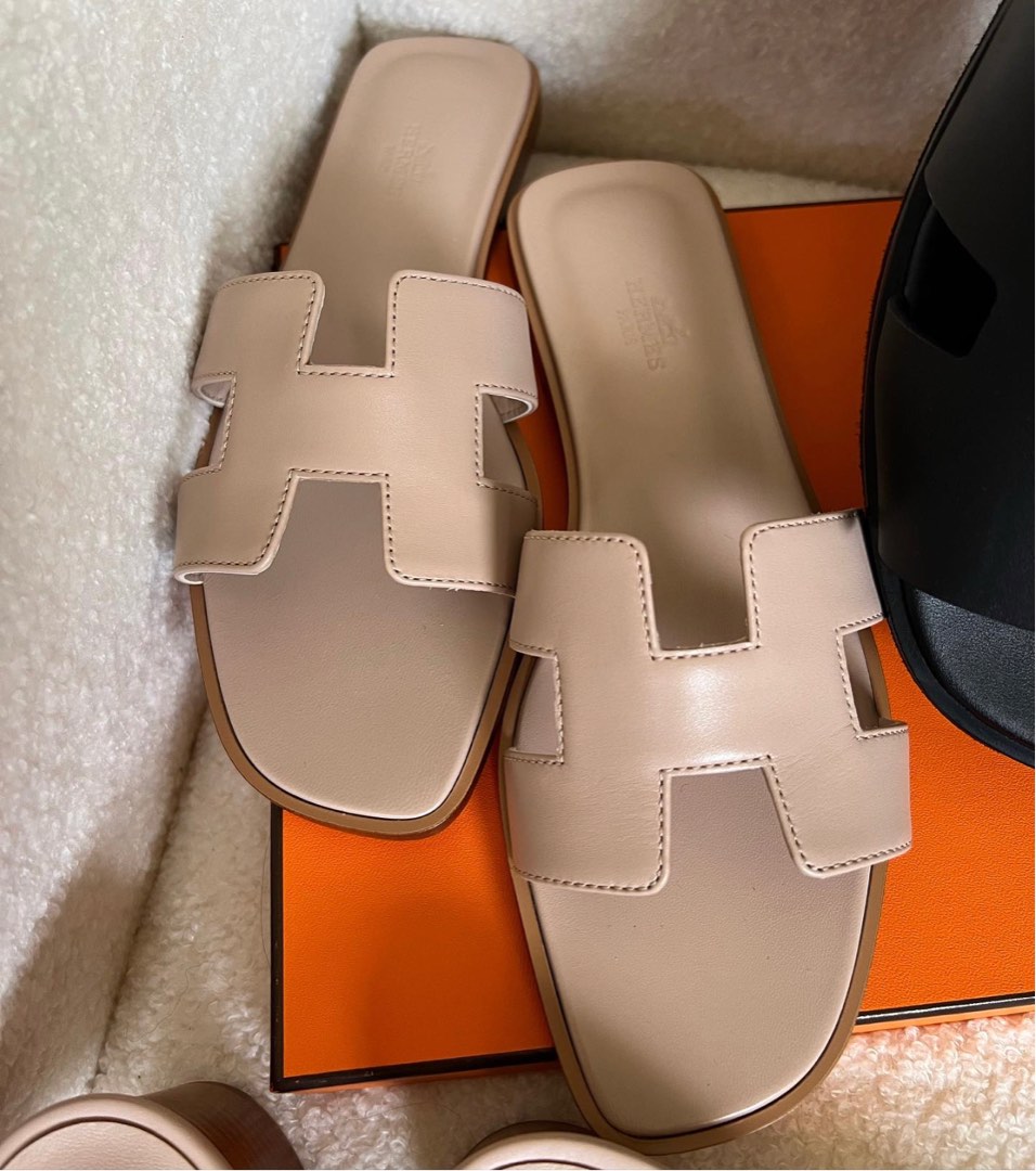 Hermes Oran Size 39, Women's Fashion, Footwear, Flats & Sandals on