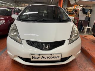 Honda Fit 1.3 G (A)