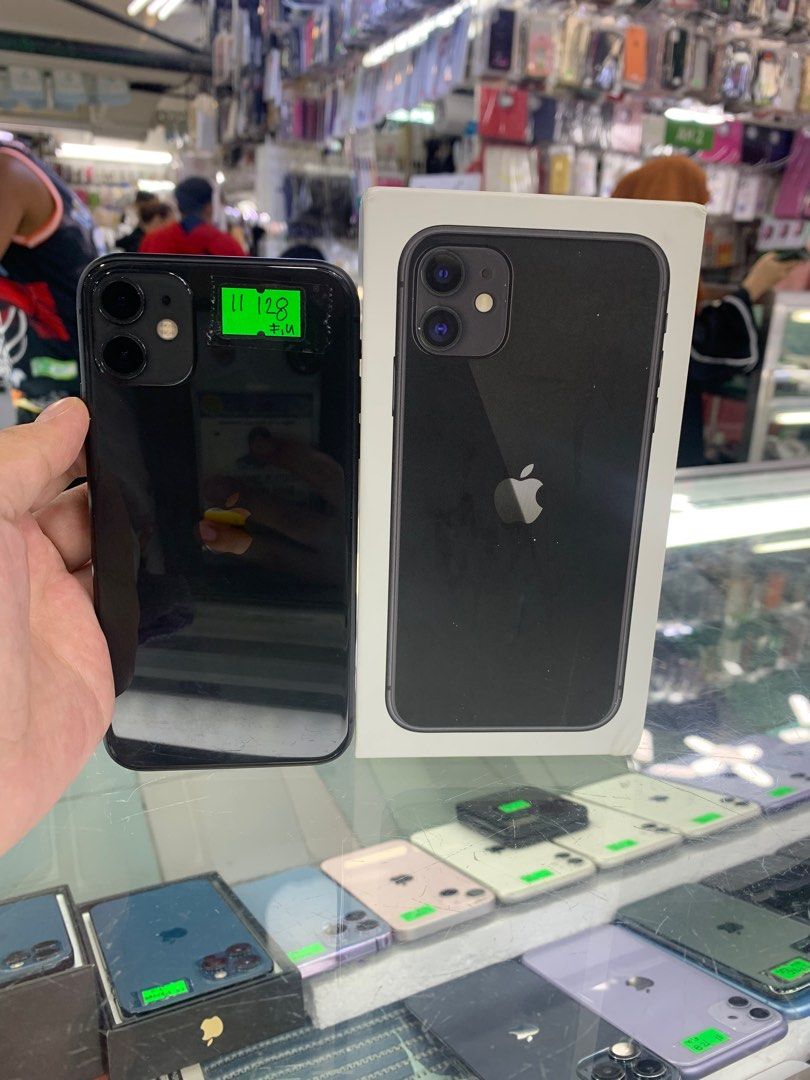 IPHONE 11 128GB DUAL (Category: iPhone 11 Series) located in San Juan City. Submitted by jalailahmamosaca (Listing ID 1204690172, Image 1). Description: Buy & Sell Trade-in IPHONE 11 DUAL 128GB OPENLINE BLACK SLIGHTLY USE NO ISSUES GOOD BATTERY COMPLATE PACKAGE inclusion free tempered case pm for more info 📞09125890826.
