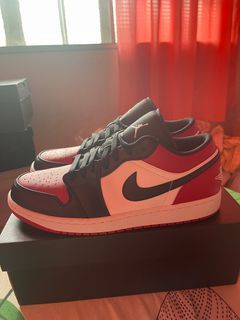 Jordan 1 Low Bred Toe size 9.5