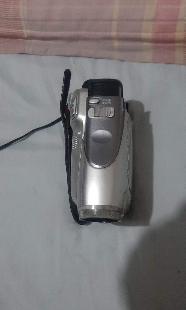 Jvc handycam with charger, Photography, Video Cameras on Carousell
