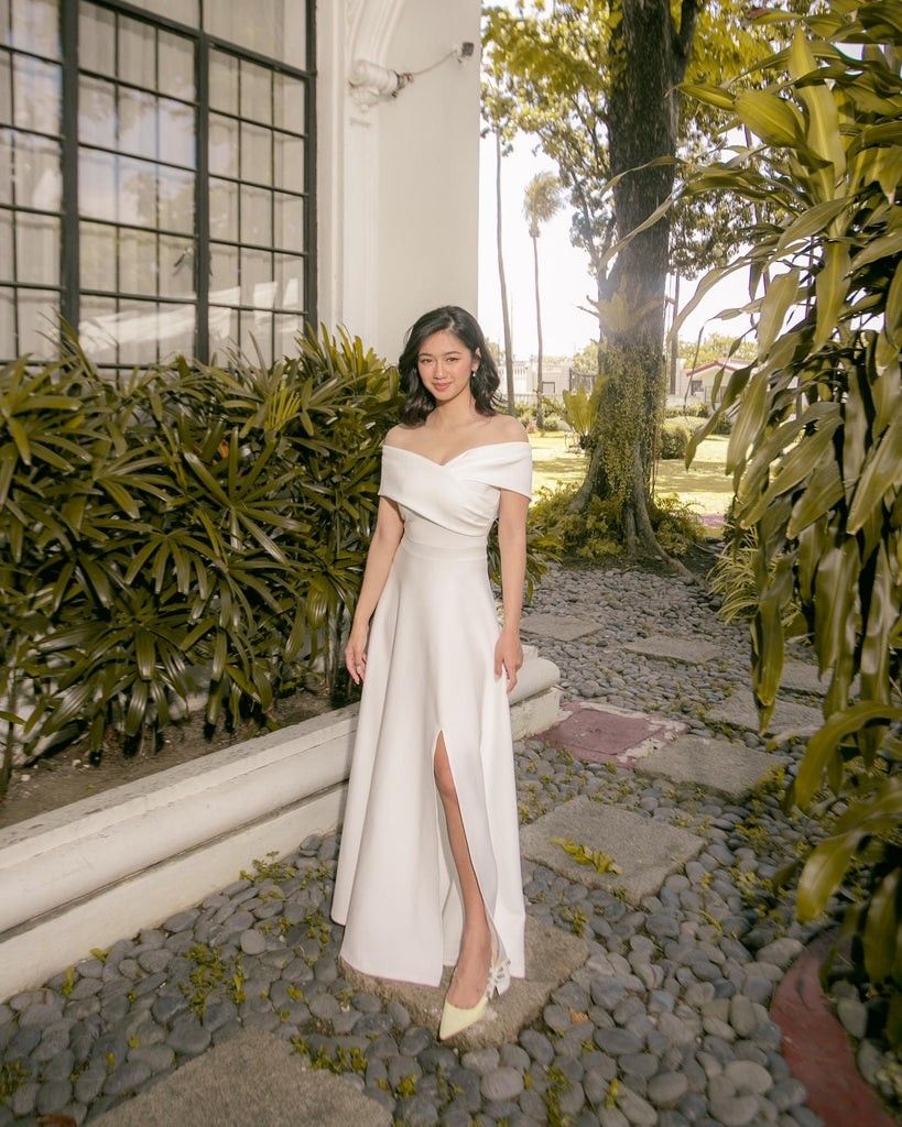 Apartment 8 gowns discount