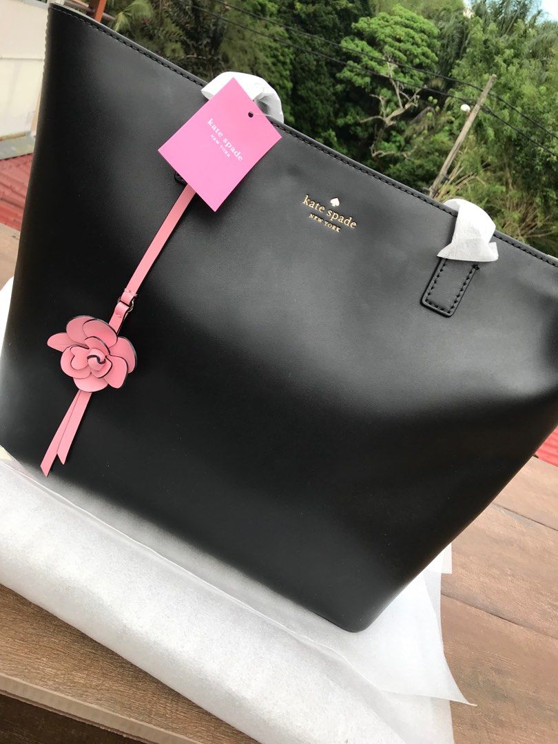 Kate spade ♠️ tote bag, Women's Fashion, Bags & Wallets, Tote Bags on  Carousell