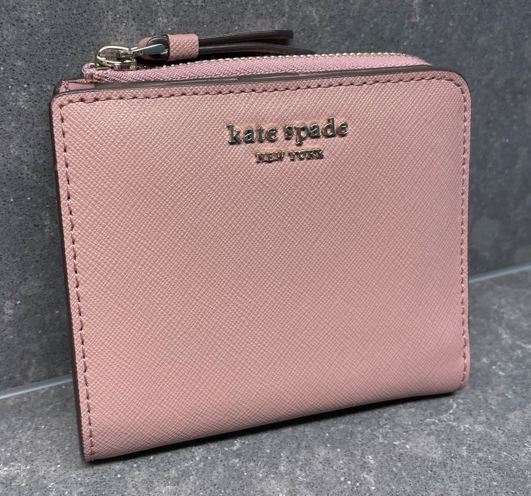 Kate spade wallet on sale with id window