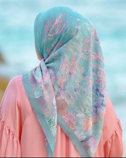 Kerudung buttonscarves