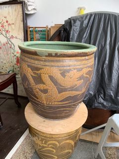 Large Vintage Dragon Water Pot
