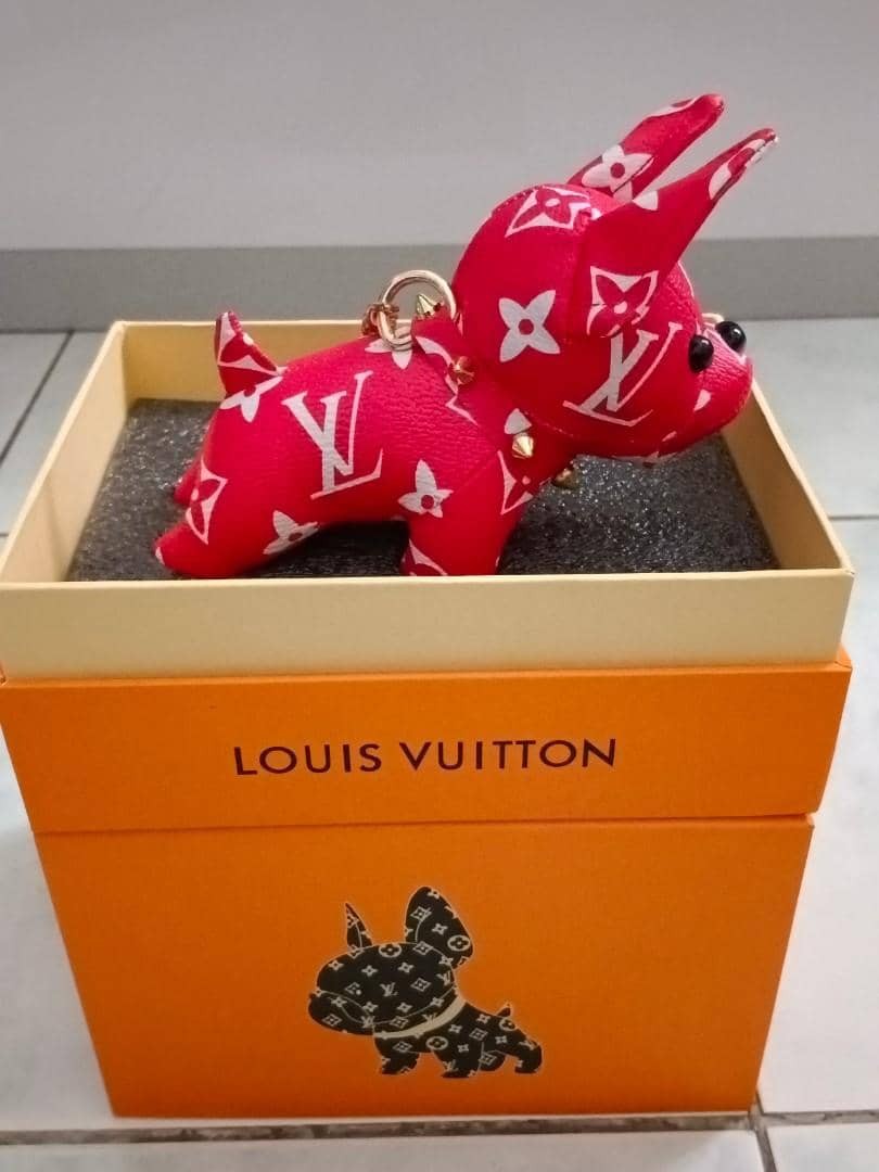 Accessory Bag or keychain Luis Vuitton Plush LV leather dog  Color Wh   Welderfire
