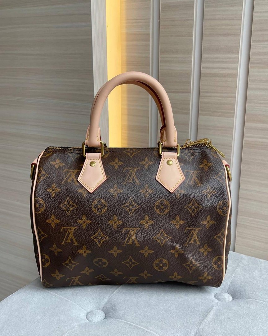 Tas louis vuitton speedy size 25 cm (ada no seri tembus google), Barang  Mewah, Tas & Dompet di Carousell