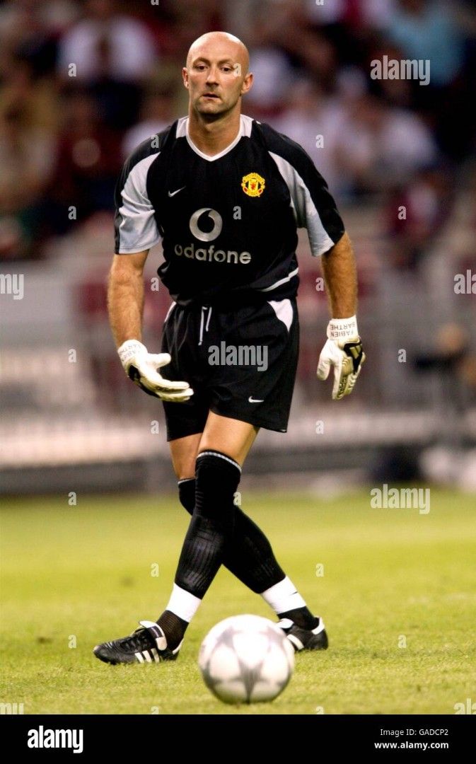 Man united 2003 kit cheap