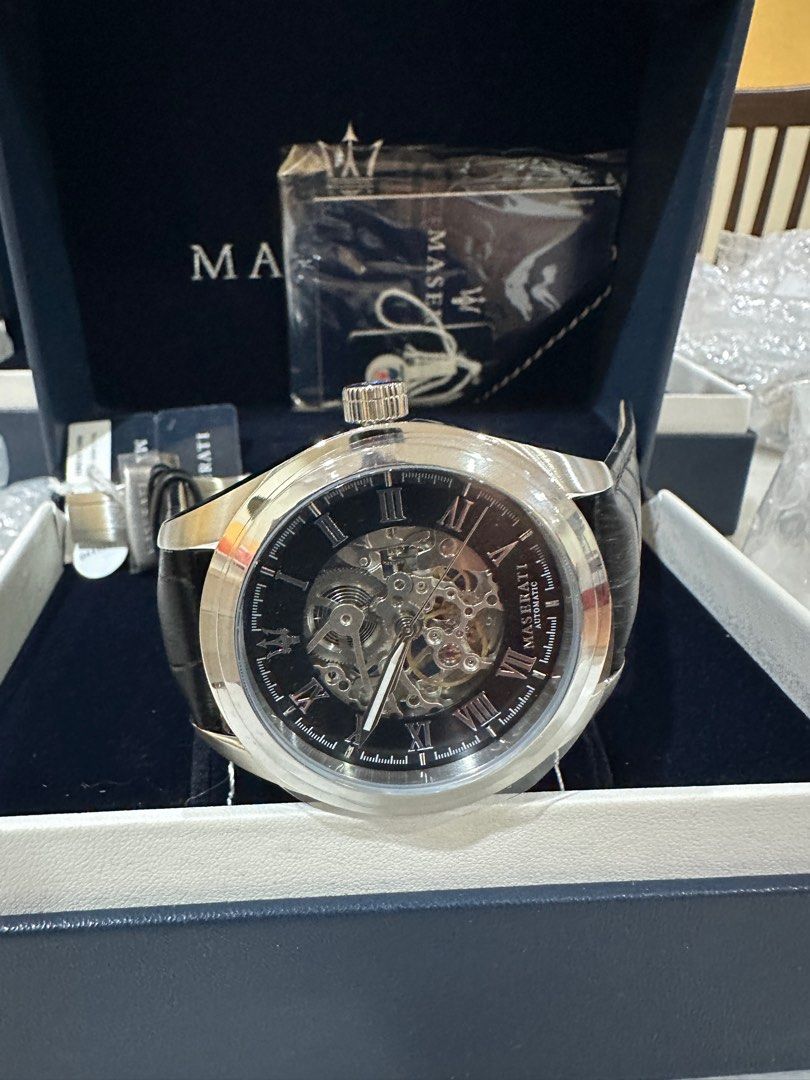 Maserati Traguardo Automatic leather skeleton watch Men s Fashion