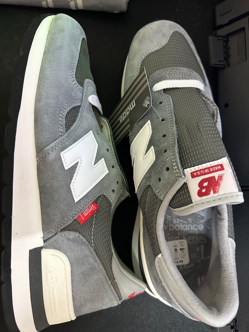 990v1 40th anniversary