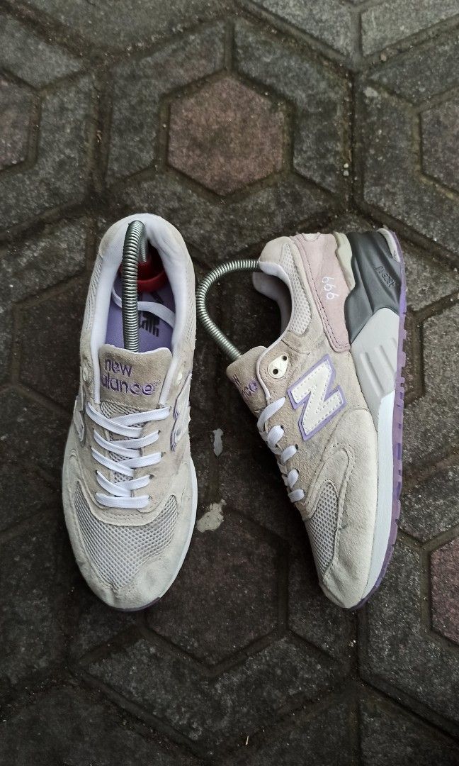 New balance 999 size 38.5 Fesyen Pria Sepatu Sneakers di Carousell