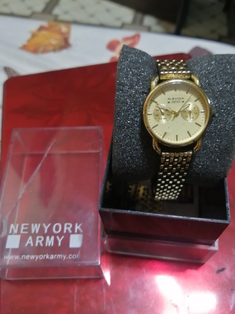 NEW YORK ARMY WATCH Women s Fashion Watches Accessories