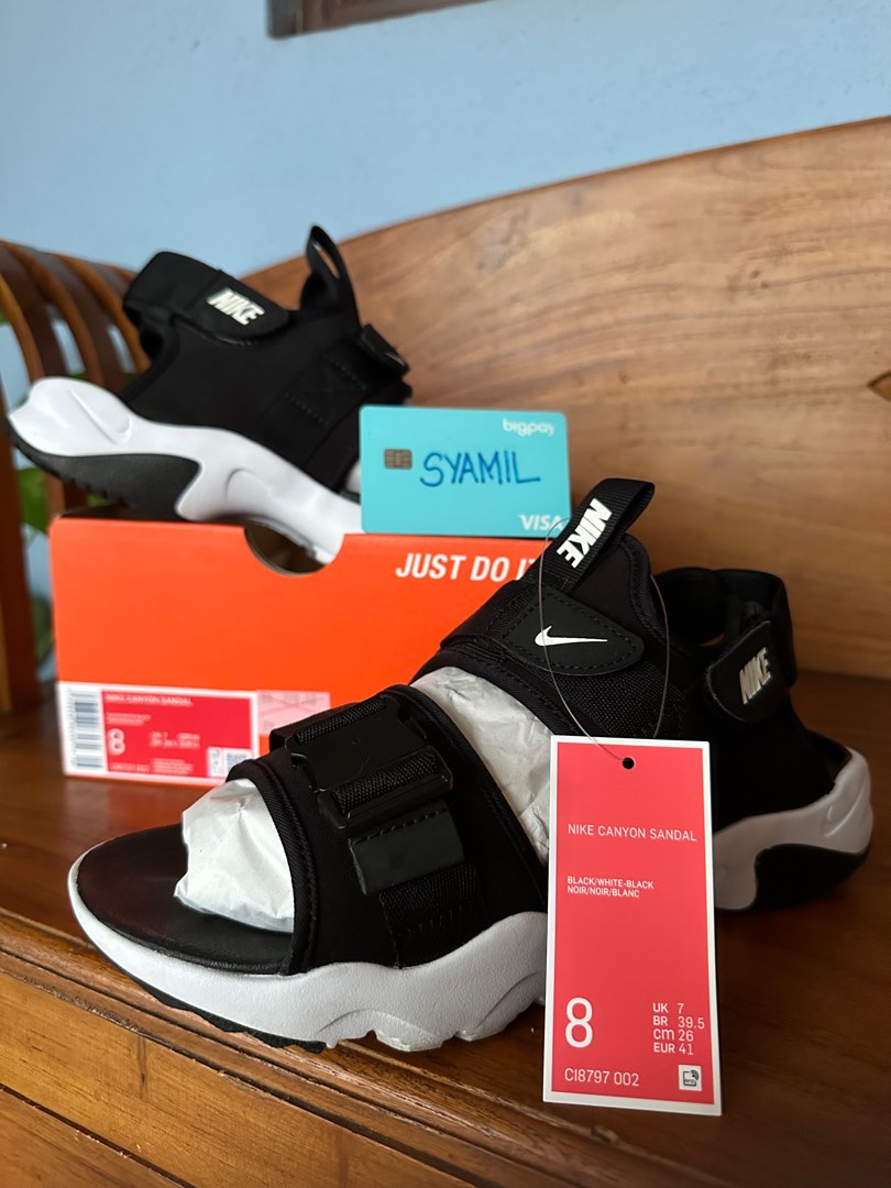Nike canyon white sales