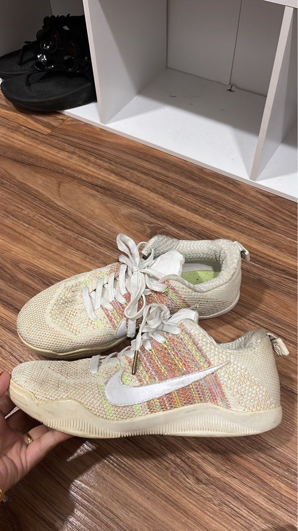 Kobe bryant sales shoes womens