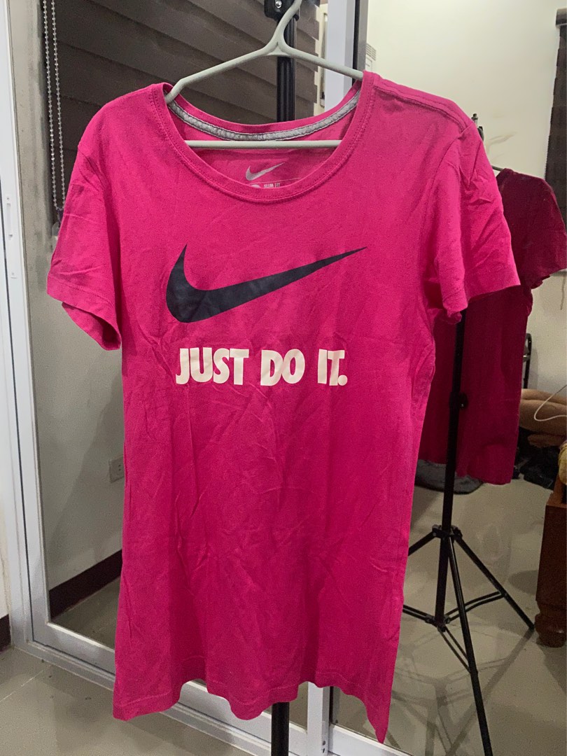 have a nike day shirt womens