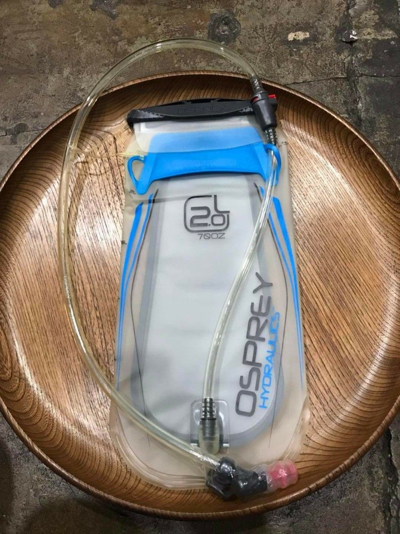 Osprey bladder, Men's Fashion, Bags, Belt bags, Clutches and Pouches on Carousell