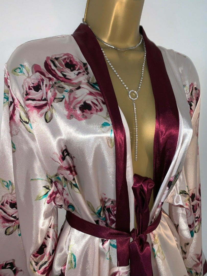 Presence Liquid Gloss Satin Robe (pre-loved)., Women's Fashion, New ...